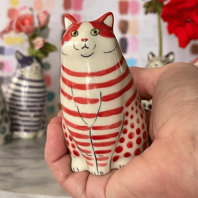 🎉Limited Edition - Hand-Painted Cat Vase Collection